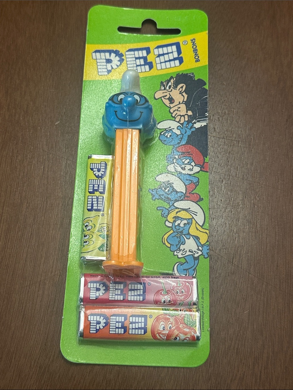 Vintage PEZ Smurf Dispenser